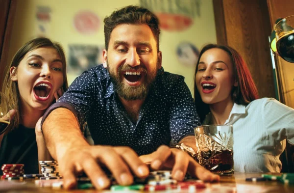 Betturka Canlı Casino – Gerçek Krupiyelerle Oyun Keyfi